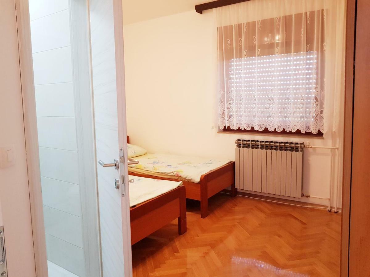 Apartmani Subasic Rubesi Buitenkant foto